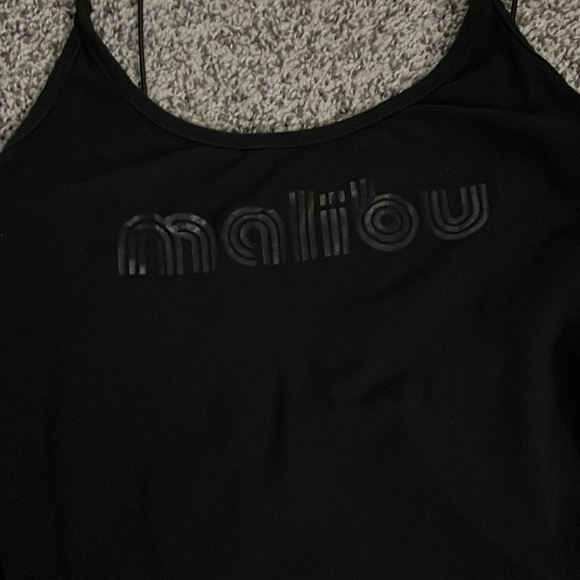 Tank top - Picture 2 of 3